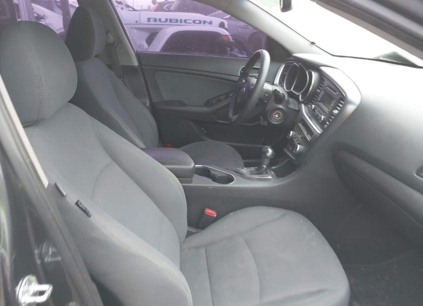 Photo 5 of 2015 Kia Optima LX (VIN 5XXGM4A72FG446535)