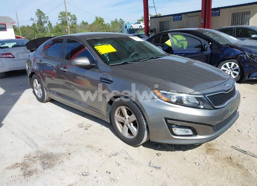 2015 Kia Optima LX (VIN 5XXGM4A72FG449483) main photo