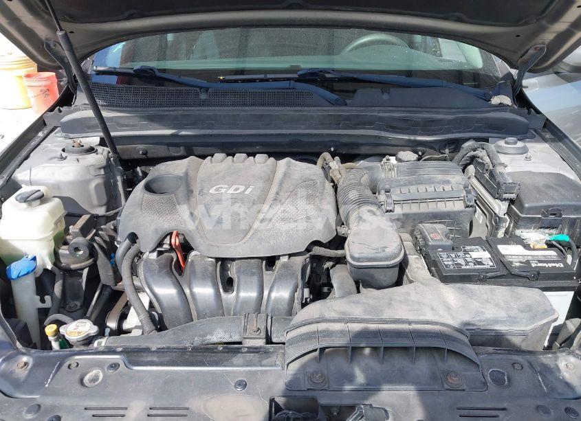 Photo 10 of 2015 Kia Optima LX (VIN 5XXGM4A72FG449483)