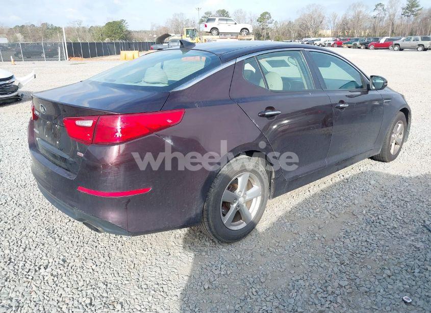 Photo 4 of 2015 Kia Optima LX (VIN 5XXGM4A72FG457325)