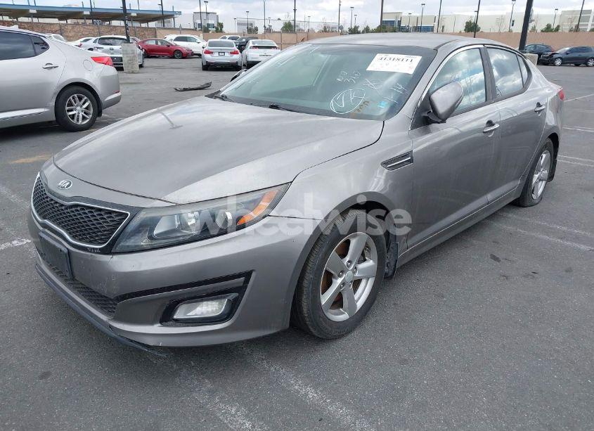 Photo 2 of 2015 Kia Optima LX (VIN 5XXGM4A72FG467496)