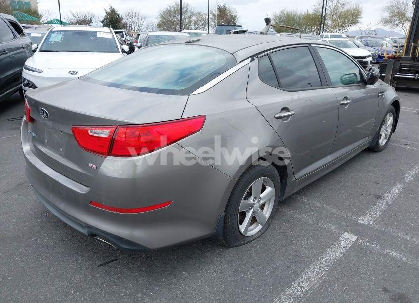 Photo 4 of 2015 Kia Optima LX (VIN 5XXGM4A72FG467496)