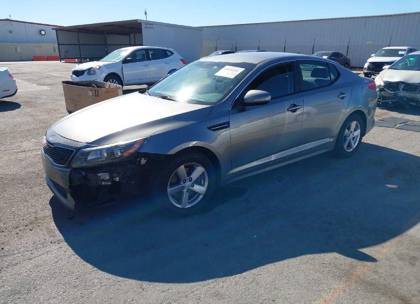 Photo 2 of 2015 Kia Optima LX (VIN 5XXGM4A72FG468664)