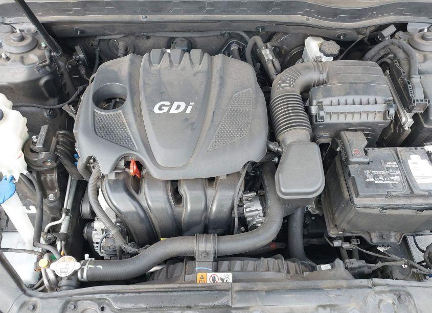 Photo 10 of 2015 Kia Optima LX (VIN 5XXGM4A72FG485626)