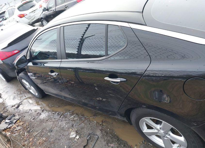 Photo 15 of 2015 Kia Optima LX (VIN 5XXGM4A72FG485626)