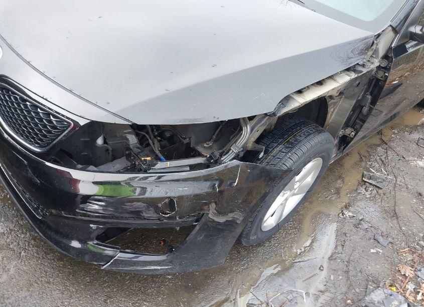 Photo 6 of 2015 Kia Optima LX (VIN 5XXGM4A72FG485626)