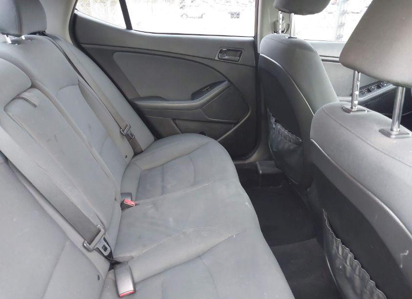 Photo 8 of 2015 Kia Optima LX (VIN 5XXGM4A72FG485626)