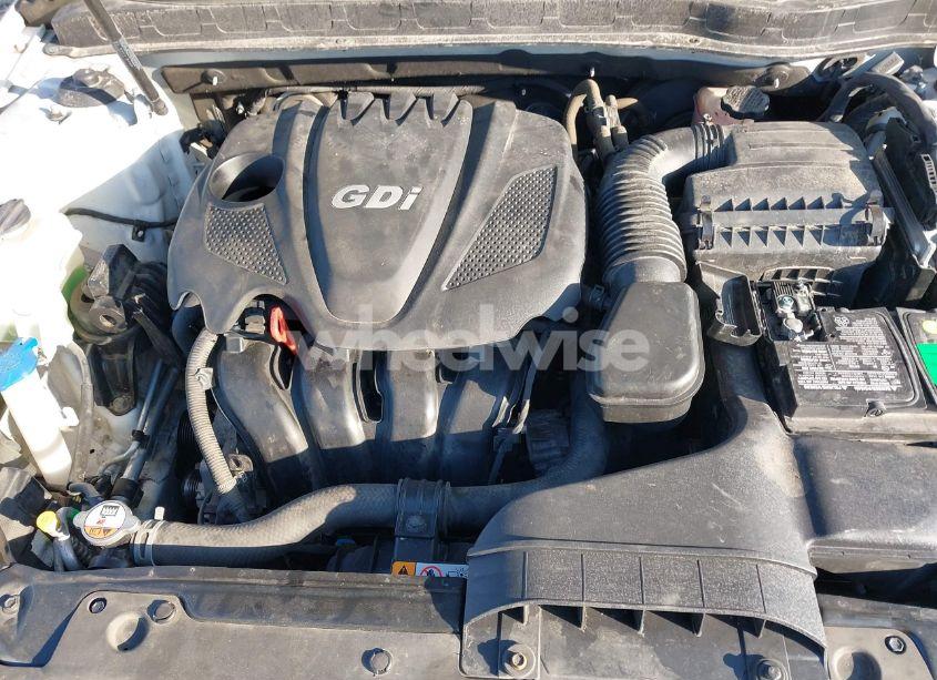 Photo 10 of 2015 Kia Optima LX (VIN 5XXGM4A72FG486002)