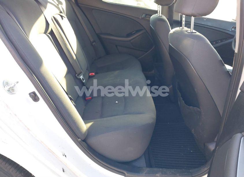 Photo 8 of 2015 Kia Optima LX (VIN 5XXGM4A72FG486002)