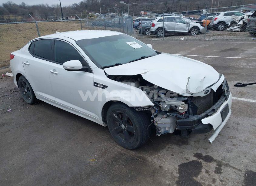 2015 Kia Optima LX (VIN 5XXGM4A72FG486050) main photo