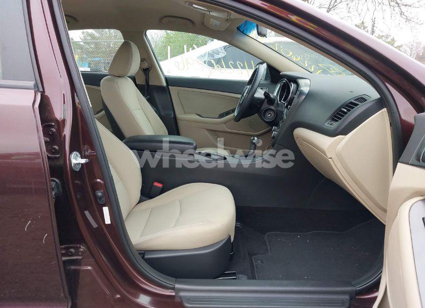 Photo 5 of 2015 Kia Optima LX (VIN 5XXGM4A72FG491829)