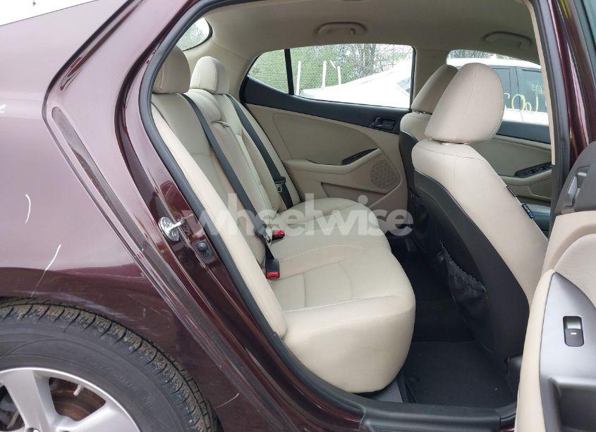 Photo 8 of 2015 Kia Optima LX (VIN 5XXGM4A72FG491829)