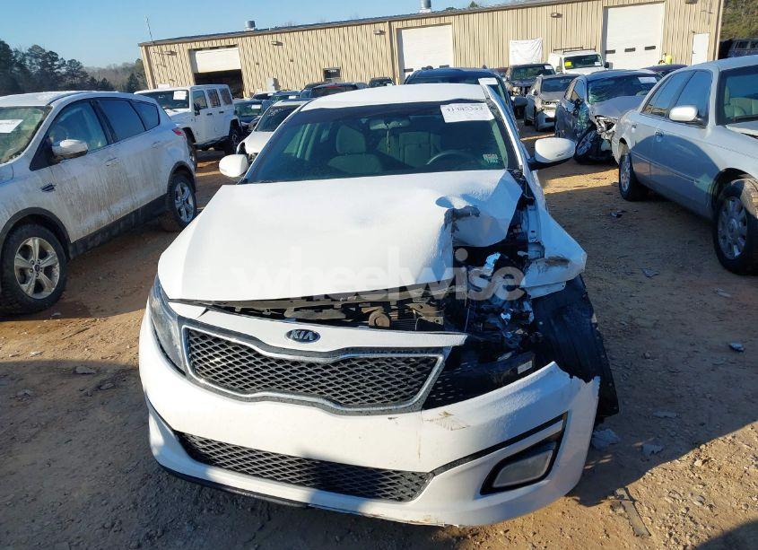Photo 12 of 2015 Kia Optima LX (VIN 5XXGM4A72FG505261)