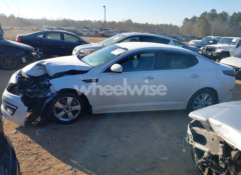 Photo 14 of 2015 Kia Optima LX (VIN 5XXGM4A72FG505261)