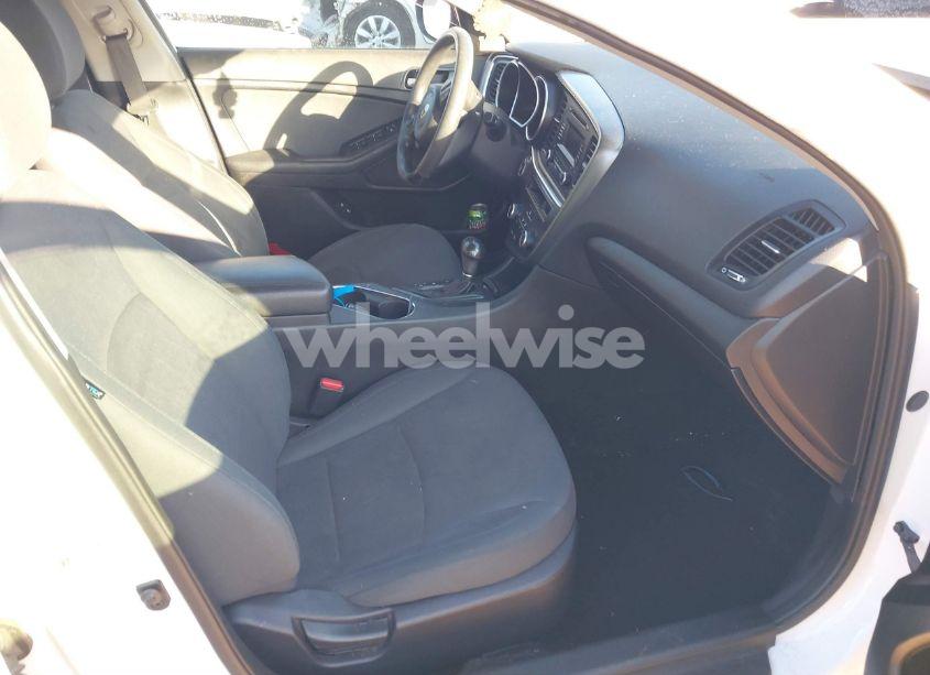 Photo 5 of 2015 Kia Optima LX (VIN 5XXGM4A72FG505261)