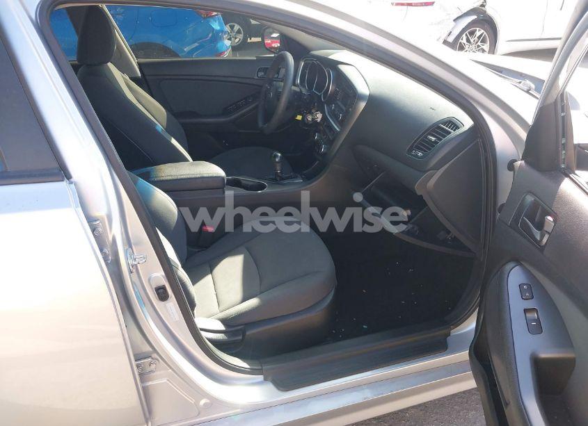 Photo 5 of 2015 Kia Optima LX (VIN 5XXGM4A72FG507608)