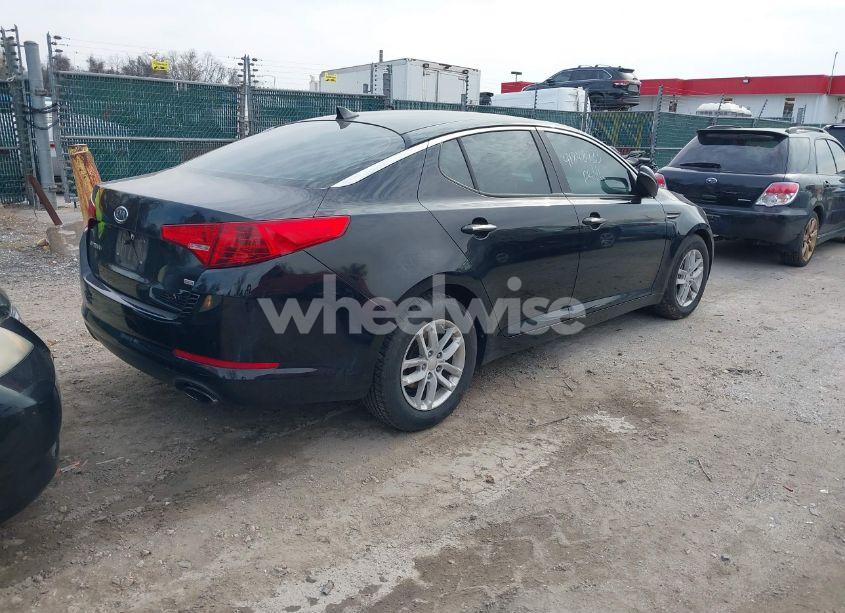 Photo 4 of 2012 Kia Optima LX (VIN 5XXGM4A73CG047225)
