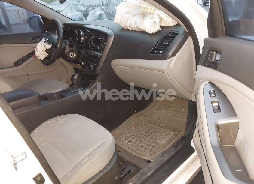 Photo 5 of 2012 Kia Optima LX (VIN 5XXGM4A73CG050898)