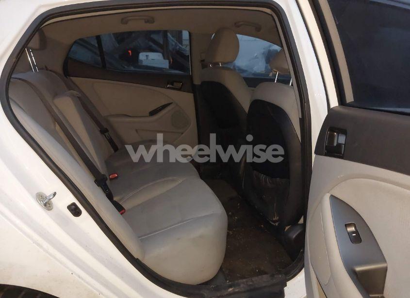 Photo 8 of 2012 Kia Optima LX (VIN 5XXGM4A73CG050898)