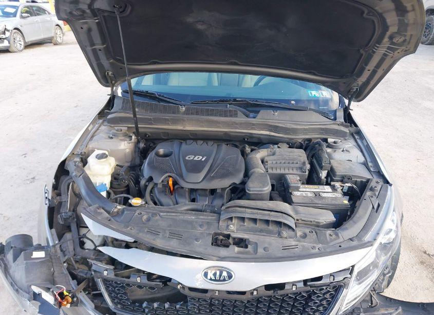 Photo 10 of 2012 Kia Optima LX (VIN 5XXGM4A73CG061836)