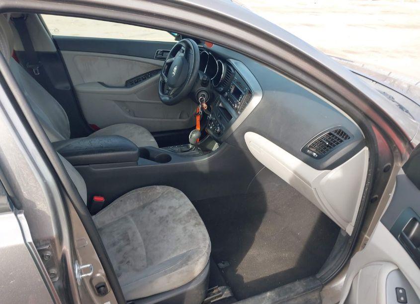 Photo 5 of 2012 Kia Optima LX (VIN 5XXGM4A73CG080130)