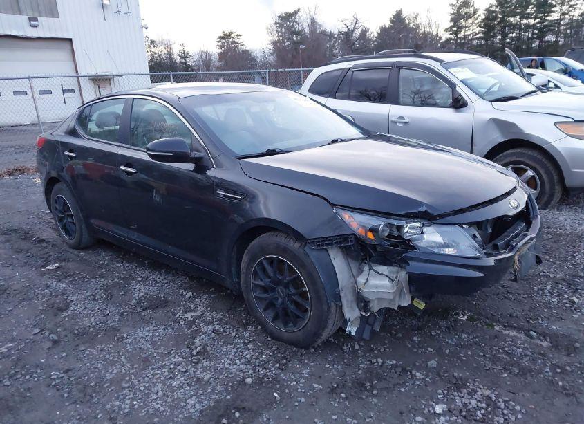 2013 Kia Optima LX (VIN 5XXGM4A73DG107179) main photo