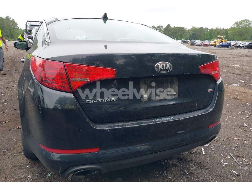 Photo 16 of 2013 Kia Optima LX (VIN 5XXGM4A73DG132535)