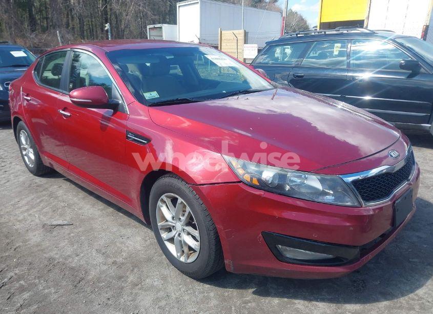 2013 Kia Optima LX (VIN 5XXGM4A73DG143096) main photo