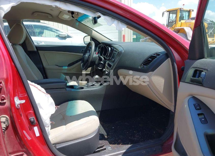 Photo 5 of 2013 Kia Optima LX (VIN 5XXGM4A73DG187566)