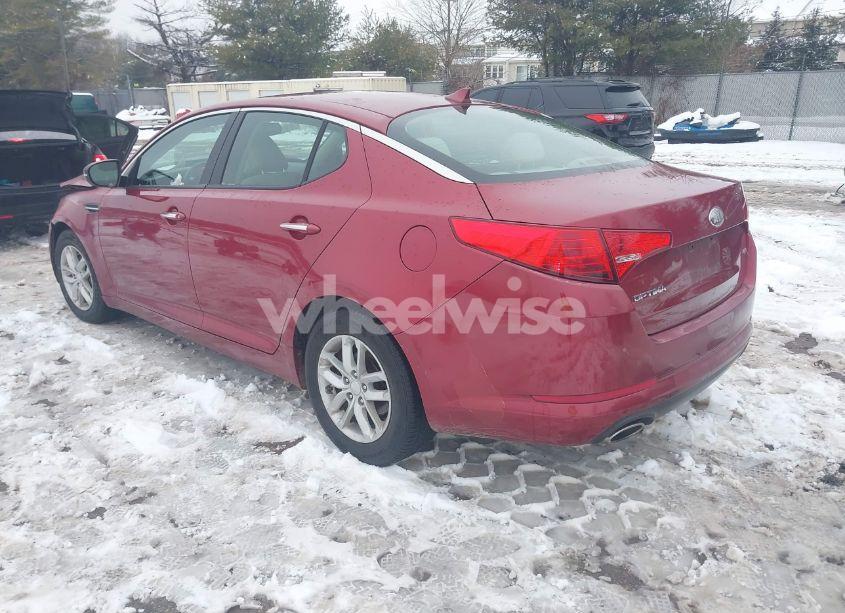 Photo 3 of 2013 Kia Optima LX (VIN 5XXGM4A73DG189768)