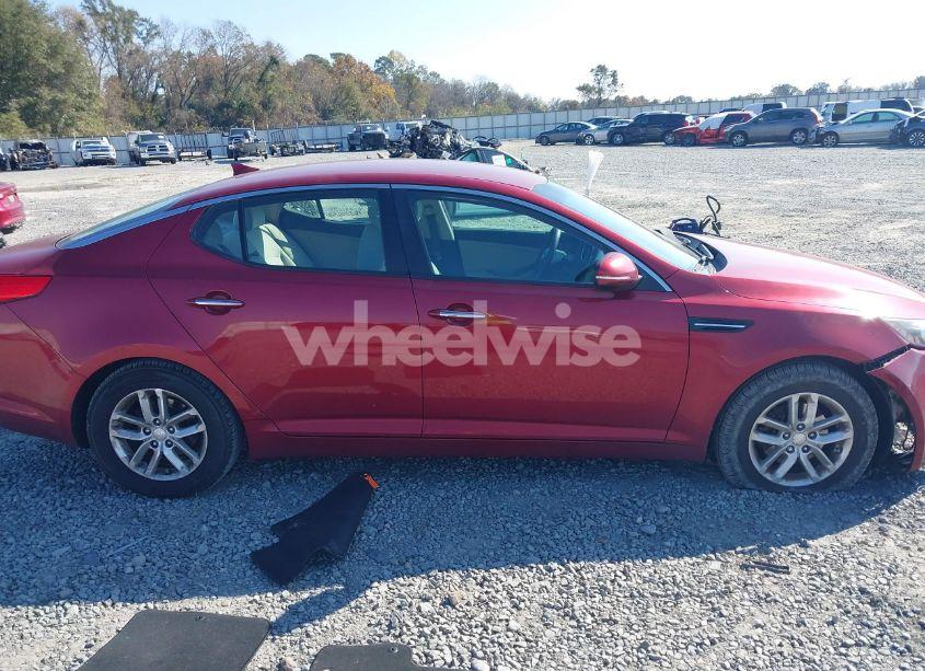 Photo 13 of 2013 Kia Optima LX (VIN 5XXGM4A73DG211901)