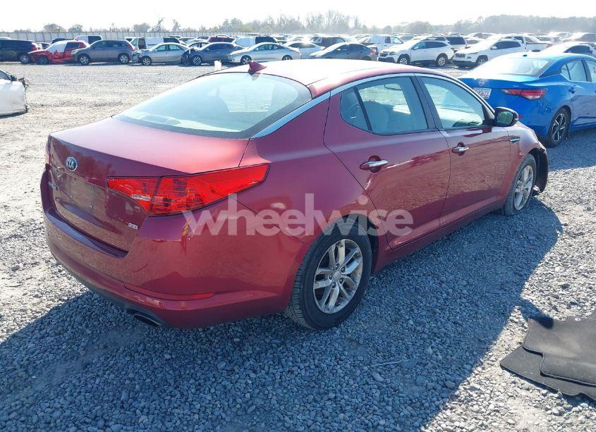 Photo 4 of 2013 Kia Optima LX (VIN 5XXGM4A73DG211901)