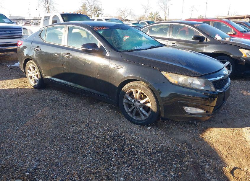 2013 Kia Optima LX (VIN 5XXGM4A73DG224583) main photo