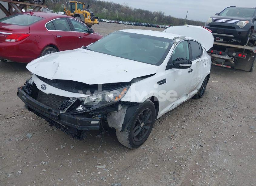 Photo 2 of 2013 Kia Optima LX (VIN 5XXGM4A73DG256823)