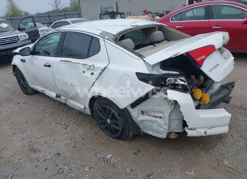 Photo 3 of 2013 Kia Optima LX (VIN 5XXGM4A73DG256823)