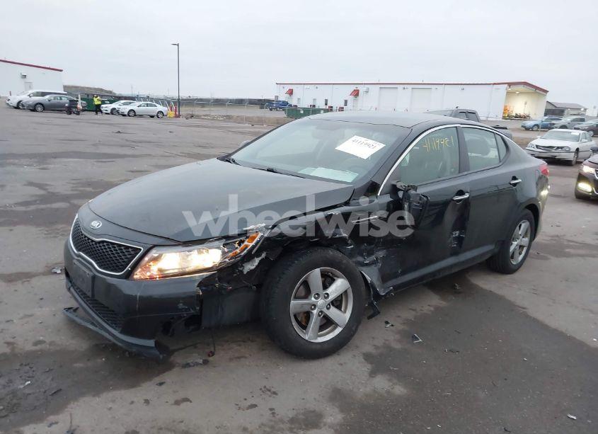 Photo 2 of 2014 Kia Optima LX (VIN 5XXGM4A73EG283814)