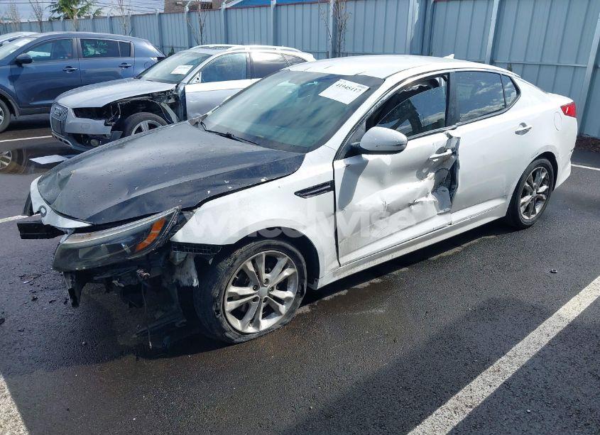 Photo 2 of 2014 Kia Optima LX (VIN 5XXGM4A73EG288026)