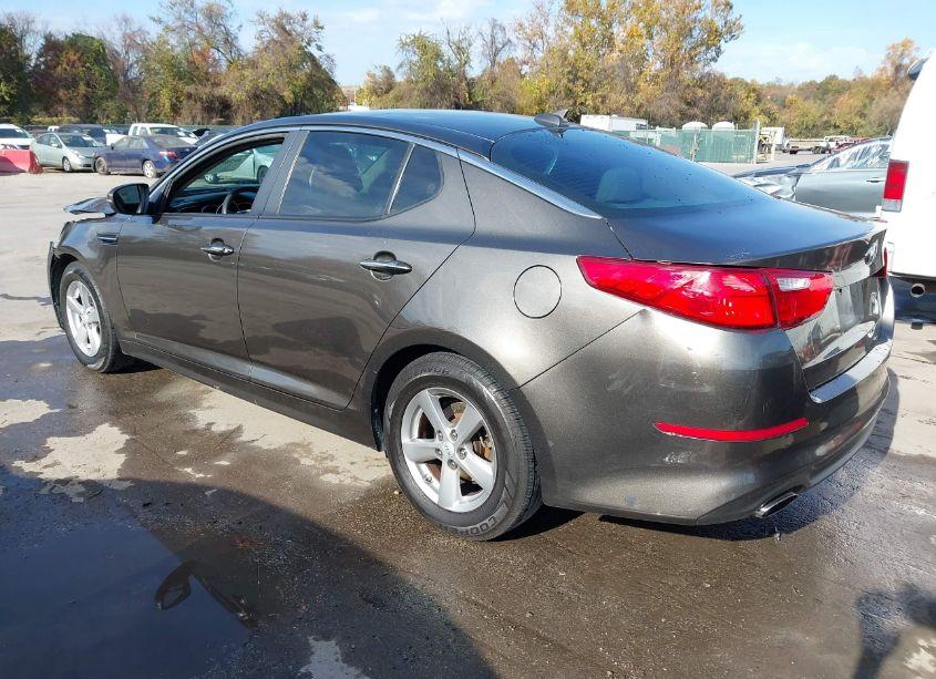 Photo 3 of 2014 Kia Optima LX (VIN 5XXGM4A73EG295560)