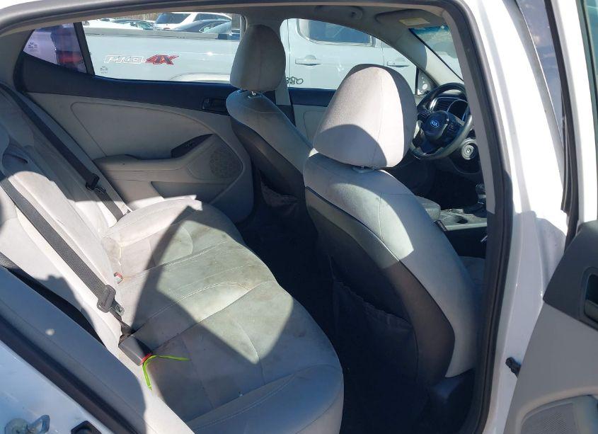 Photo 8 of 2014 Kia Optima LX (VIN 5XXGM4A73EG296143)