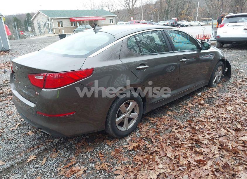 Photo 4 of 2014 Kia Optima LX (VIN 5XXGM4A73EG305424)
