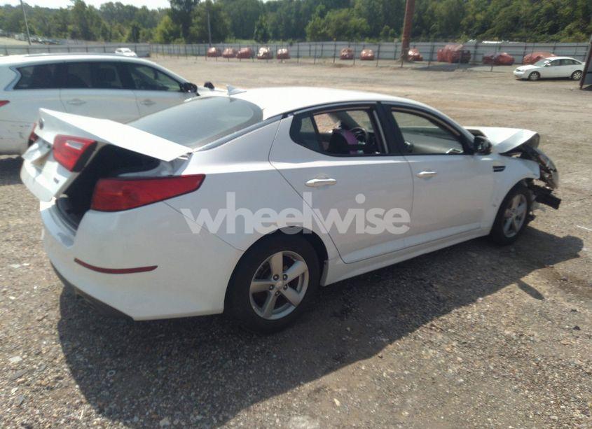 Photo 4 of 2014 Kia Optima LX (VIN 5XXGM4A73EG324295)