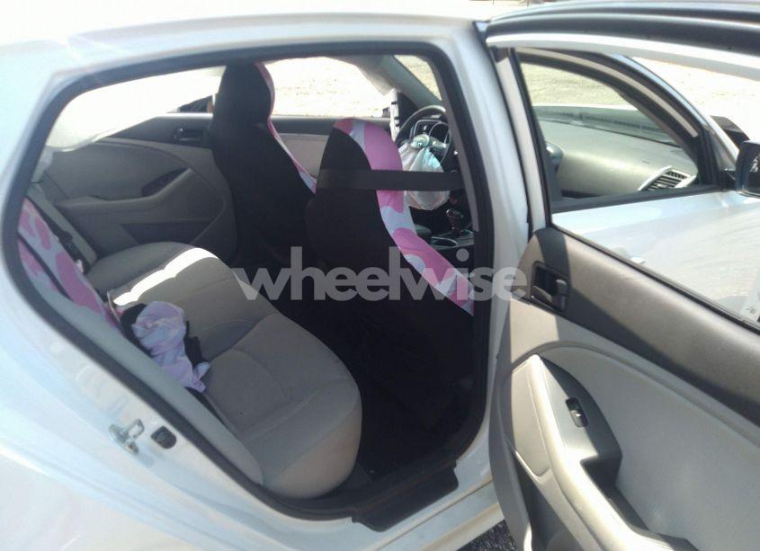 Photo 8 of 2014 Kia Optima LX (VIN 5XXGM4A73EG324295)