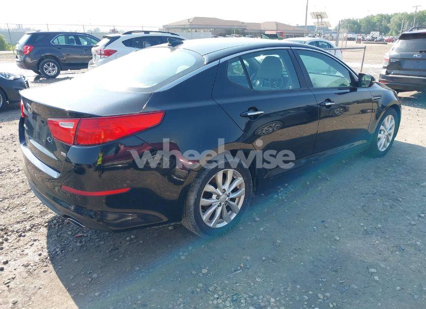 Photo 4 of 2014 Kia Optima LX (VIN 5XXGM4A73EG326242)