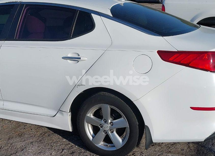 Photo 12 of 2015 Kia Optima LX (VIN 5XXGM4A73FG356083)