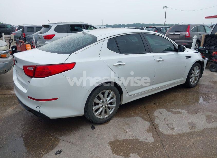 Photo 4 of 2015 Kia Optima LX (VIN 5XXGM4A73FG363082)
