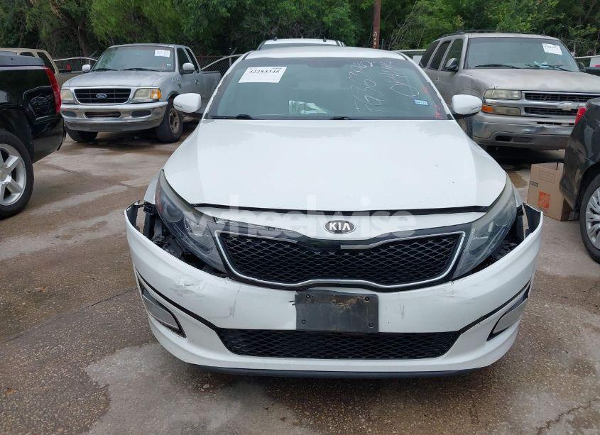 Photo 6 of 2015 Kia Optima LX (VIN 5XXGM4A73FG363082)