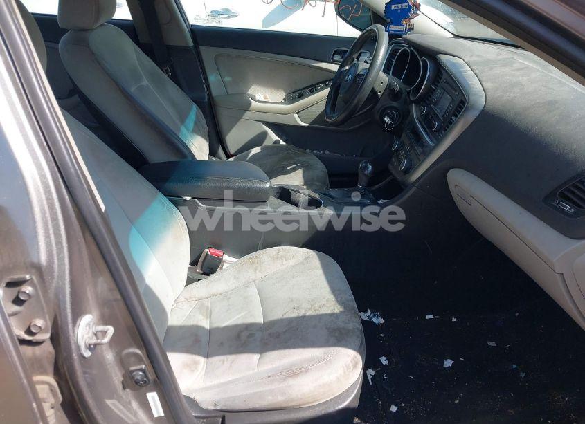 Photo 5 of 2015 Kia Optima LX (VIN 5XXGM4A73FG400390)