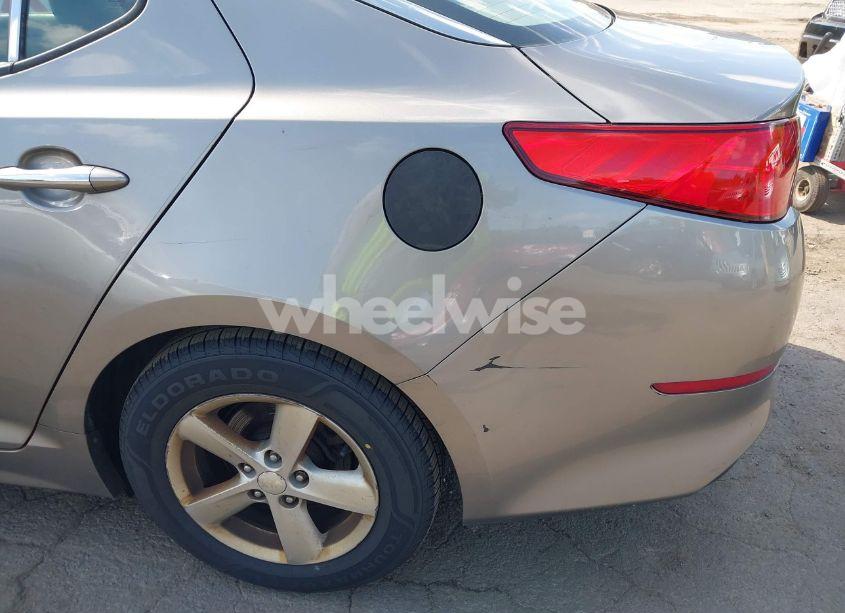 Photo 6 of 2015 Kia Optima LX (VIN 5XXGM4A73FG400390)