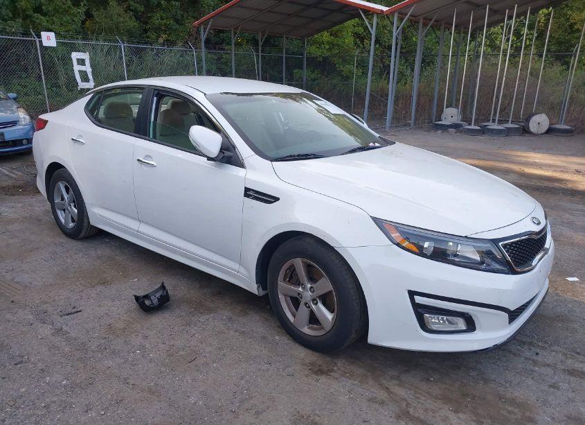 2015 Kia Optima LX (VIN 5XXGM4A73FG417416) main photo