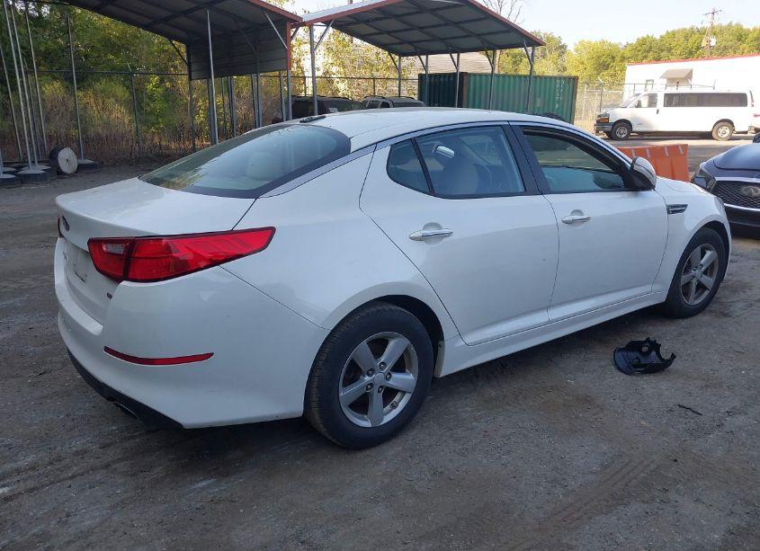 Photo 4 of 2015 Kia Optima LX (VIN 5XXGM4A73FG417416)